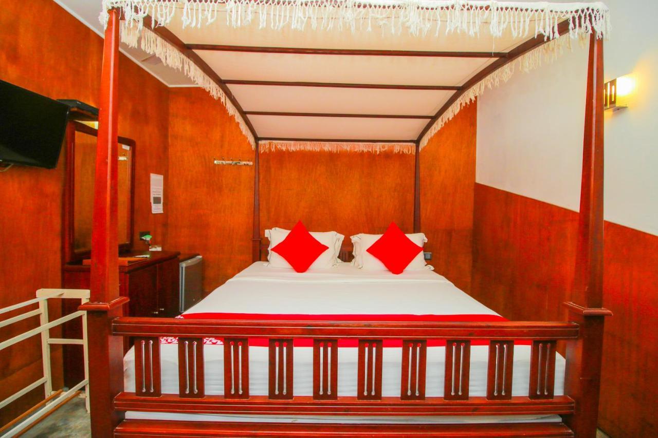Hotel Nawathana มาตารา ภายนอก รูปภาพ